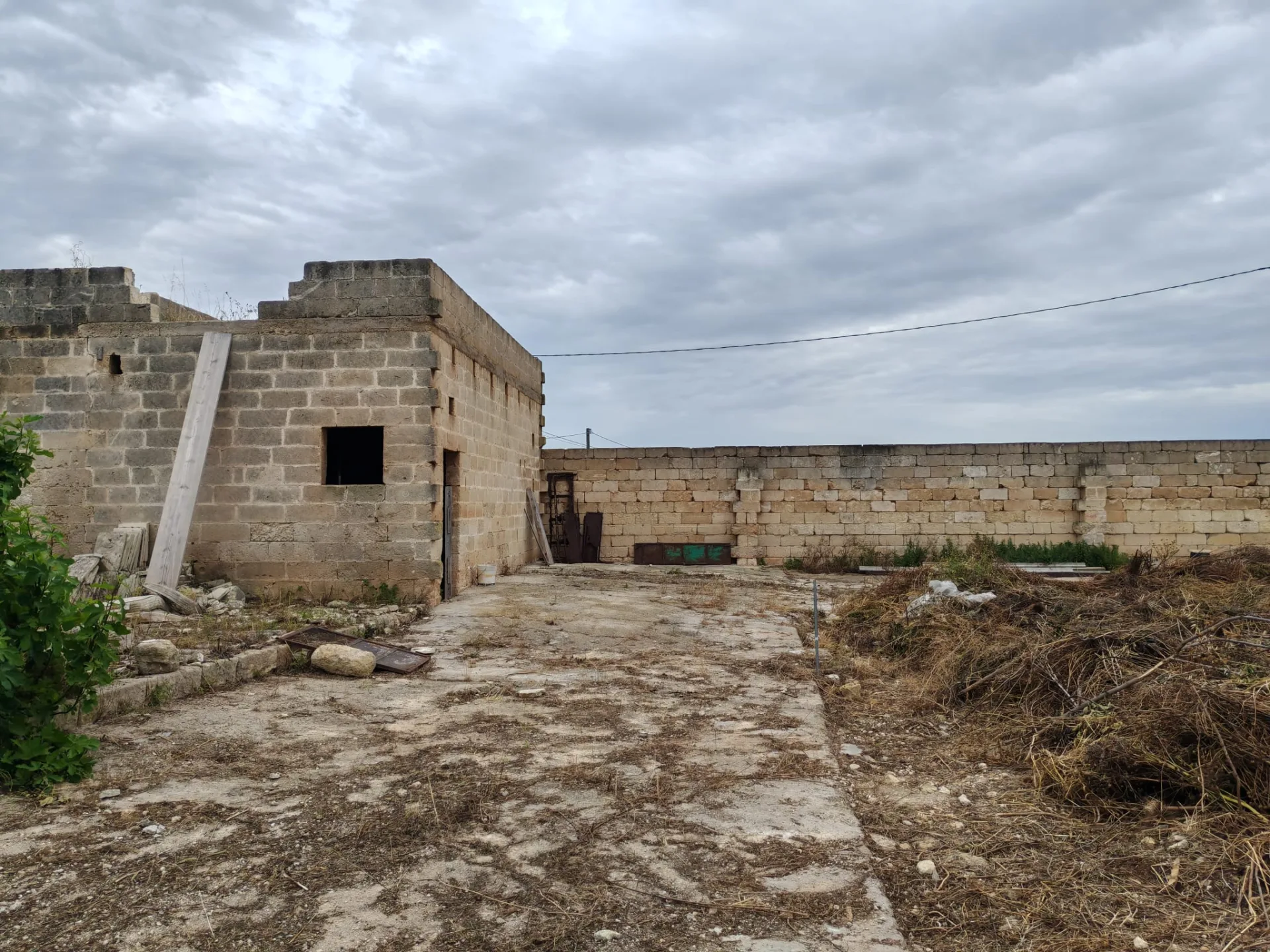 Fabbricato da adibire a Struttura Ricettiva — Foto 3 di 9