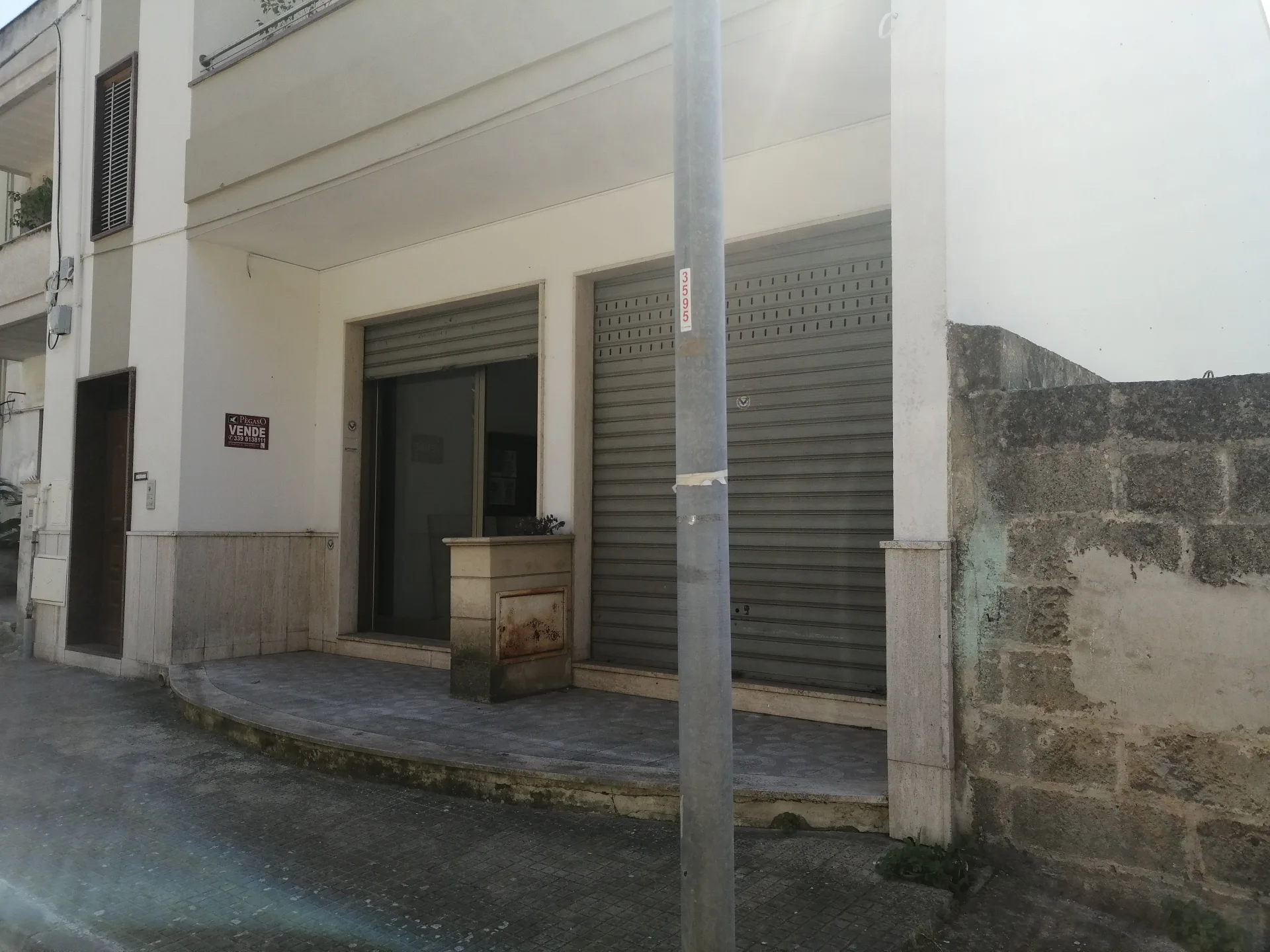 Locale Commerciale