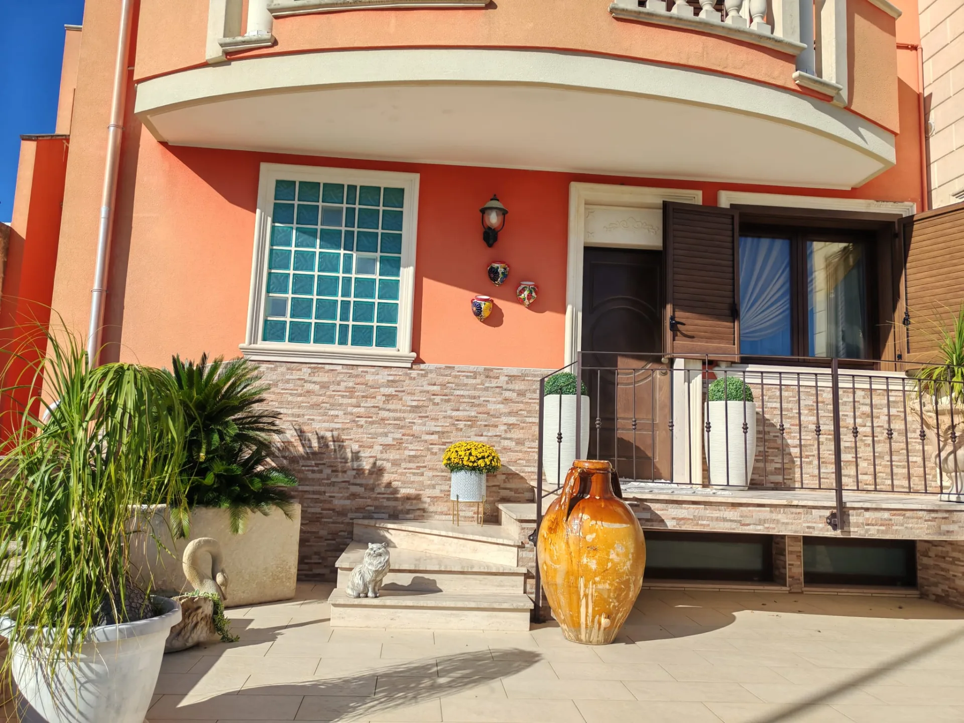 Villetta semi-indipendente — Foto 1 di 19