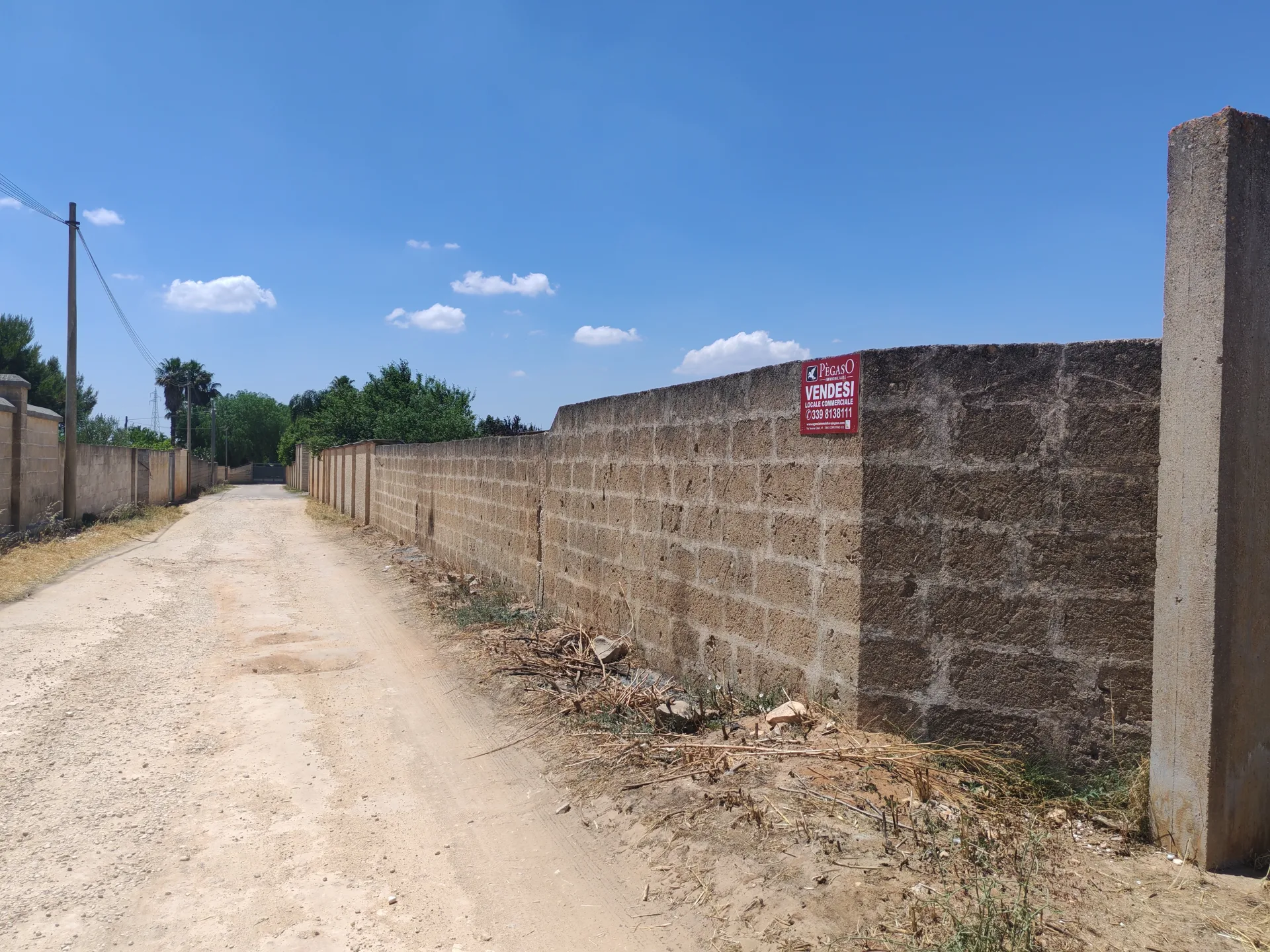 Terreno Agricolo via San Pietro in Lama — Foto 3 di 9