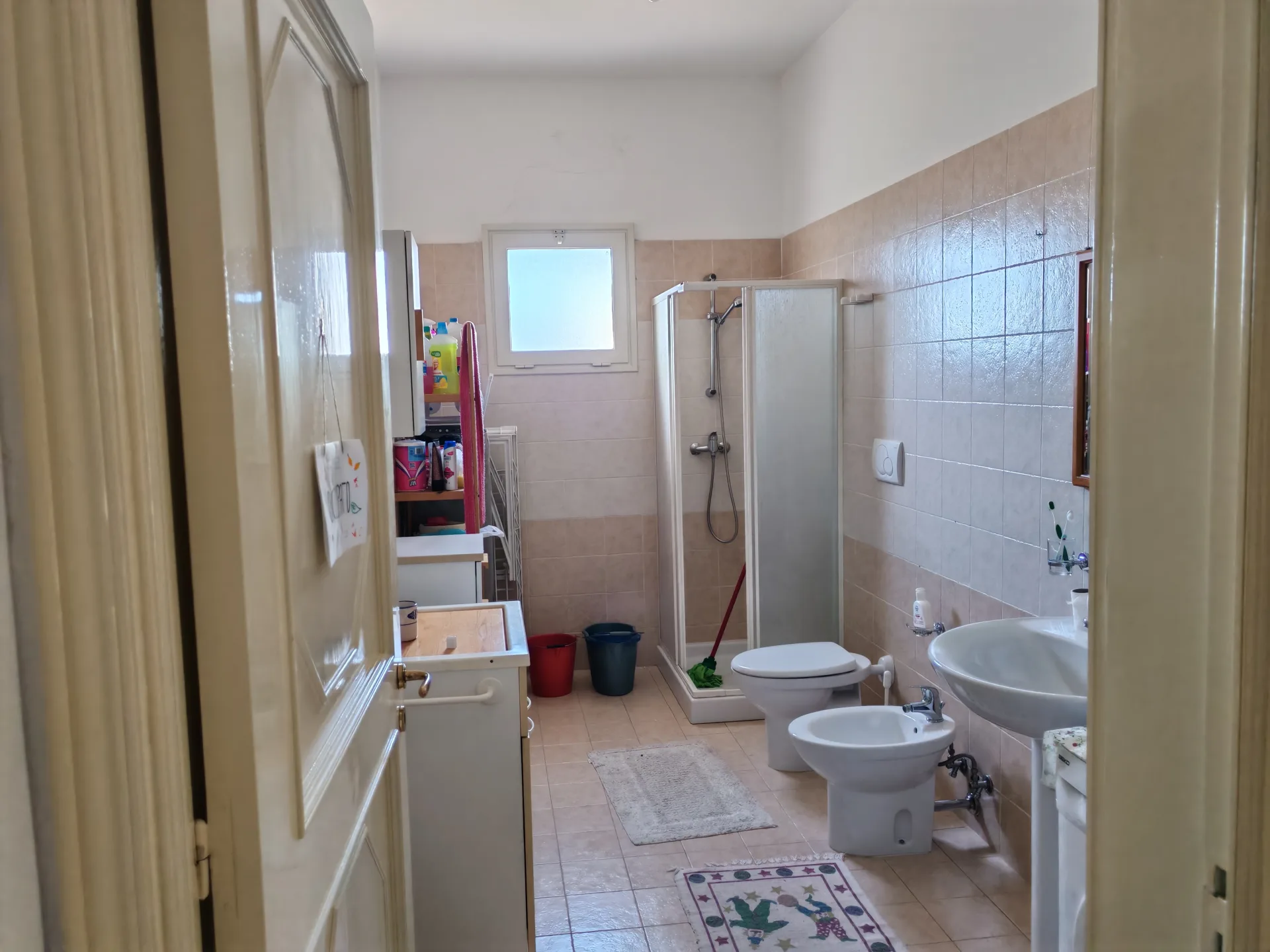 Trilocale ristrutturato – Zona semiperiferica — Foto 9 di 10